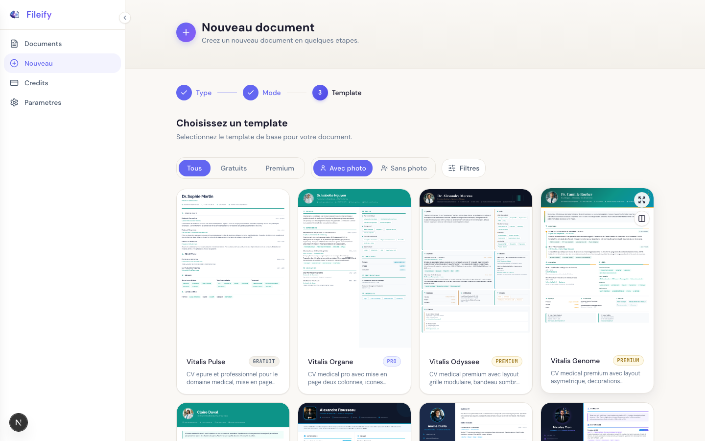 Grille de templates avec filtres par tier et tags
